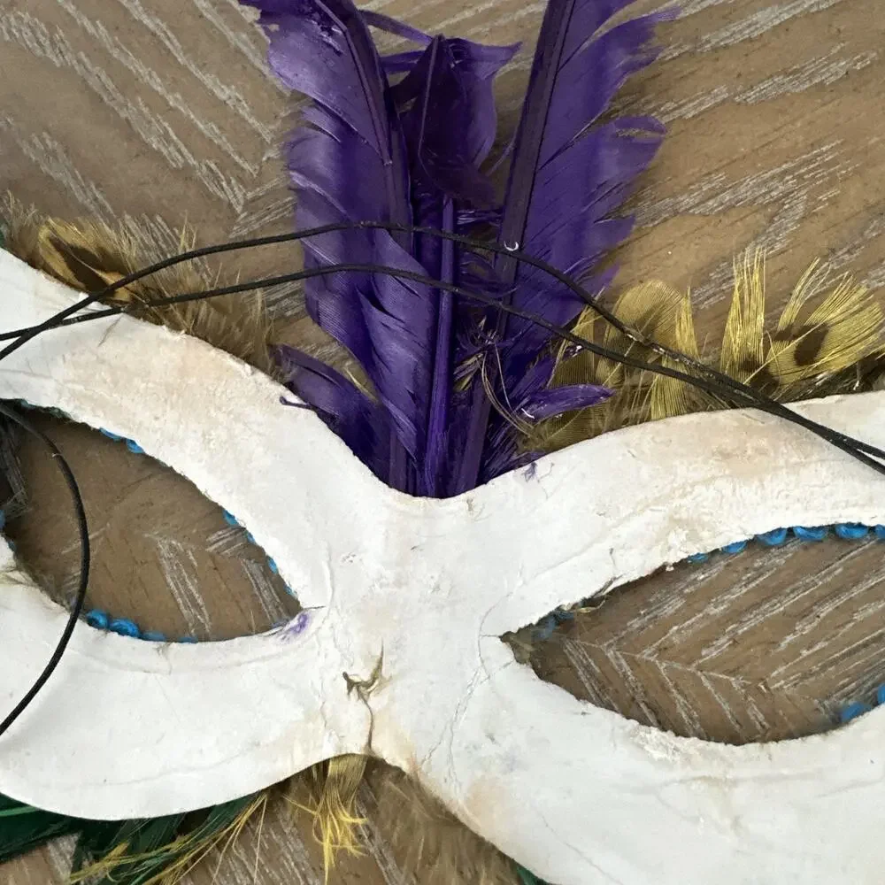 Lot of 3 Feather Masks Mardi Gras Carnival Masquerade‎ Ball Costume Accessory